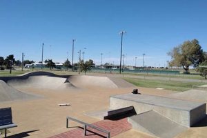 Route 66 Skate Park: Your Guide & Cool Spots Learn to Surf & Skate: A Beginner's Step-by-Step Guide Route 66 Skate Park: Your Guide & Cool Spots | Learn to Surf & Skate: A Beginner's Step-by-Step Guide