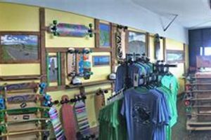 Your Guide to Hawaii Skate Shops: Gear Up & Shred! | Learn to Surf & Skate: A Beginner's Step-by-Step Guide