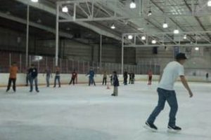 Jacksonville Ice Skate Fun: Gear & Rinks | Learn to Surf & Skate: A Beginner's Step-by-Step Guide