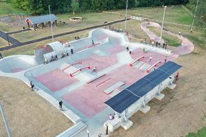 Everett Skate Park: Your Guide + Best Skate Spots! Learn to Surf & Skate: A Beginner's Step-by-Step Guide Everett Skate Park: Your Guide + Best Skate Spots! | Learn to Surf & Skate: A Beginner's Step-by-Step Guide