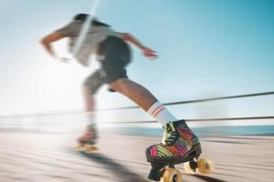 Best Roller Motion Skates: Gear, Tips &amp; More! | Learn to Surf & Skate: A Beginner's Step-by-Step Guide