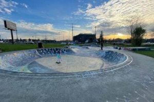Explore Kent Lions Skate Park: Fun & Tricks! | Learn to Surf & Skate: A Beginner's Step-by-Step Guide