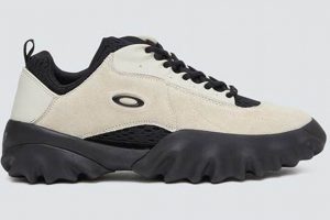 Elevate Your Ride: Oakley Skate Shoes for Peak Performance | Learn to Surf & Skate: A Beginner's Step-by-Step Guide