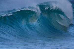 Poipu Surf Report: Conditions & Forecast [Updated] | Learn to Surf & Skate: A Beginner's Step-by-Step Guide