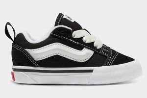 Cool Infant Skate Shoes: Stylish Kicks! Learn to Surf & Skate: A Beginner's Step-by-Step Guide Cool Infant Skate Shoes: Stylish Kicks! | Learn to Surf & Skate: A Beginner's Step-by-Step Guide