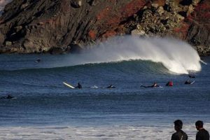 Your Guide: Linda Mar Beach Surf Report &amp; Conditions | Learn to Surf & Skate: A Beginner's Step-by-Step Guide